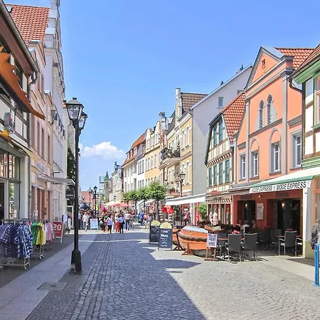 Apartament Mueritz *